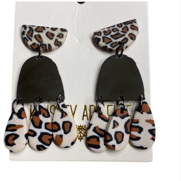 Kinsley Armelle Jewelry - Kinsley Armelle Gunmetal Earrings